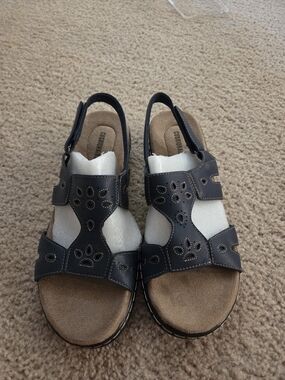 Cushionair Sandals Navy Blue 8.5 Women